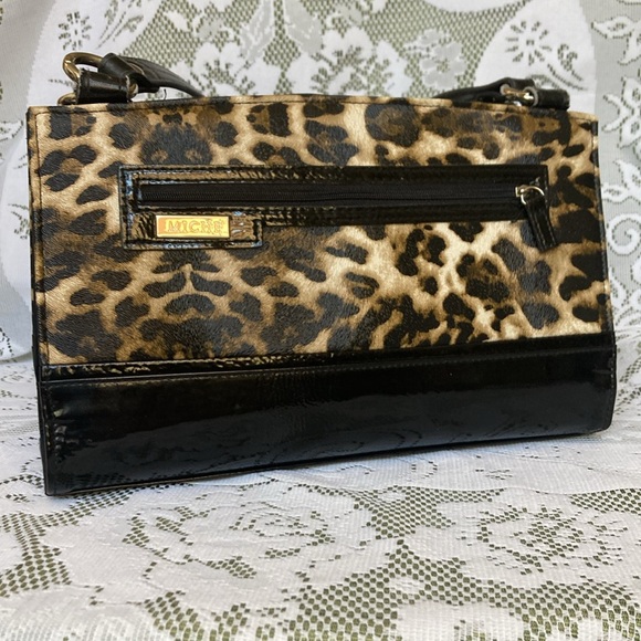 MICHE Classic Shell. Measures 18”x11.5. Fits Classic Base 5.75”x6.5”x11.75”. - Picture 3 of 3